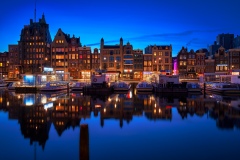 View on Damrak in Amsterdam, 2020 7921 x 5283 pixels