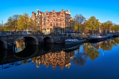 View from the Papiermolensluis in Amsterdam, 2021
7529 x 5022 pi